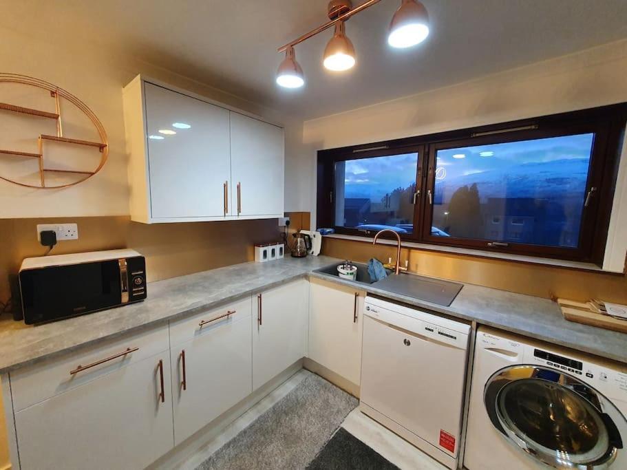 Premium Ground Floor Apartment, Near Fort William Town Centre Εξωτερικό φωτογραφία